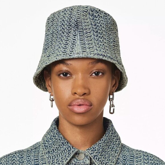 NEW! NWT! Marc Jacobs The Washed Monogram Denim Bucket Hat - Picture 1 of 8